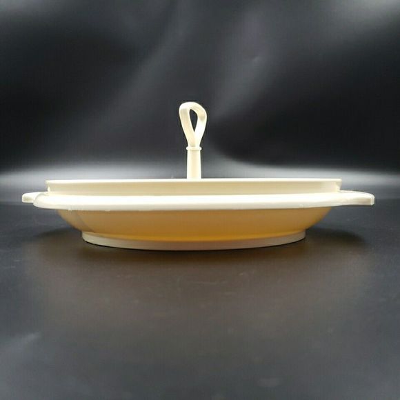 Tupperware Suzette Veggie Divided Serving Dish Tray Handle 608 Almond Party - Picture 3 of 10